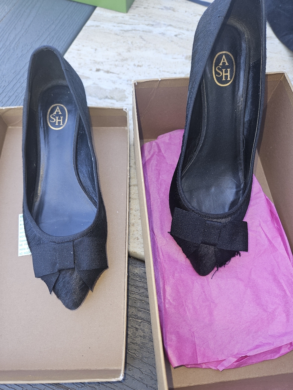 ASH Black Pointed-Toe Bow Pumps with Grosgrain Bow